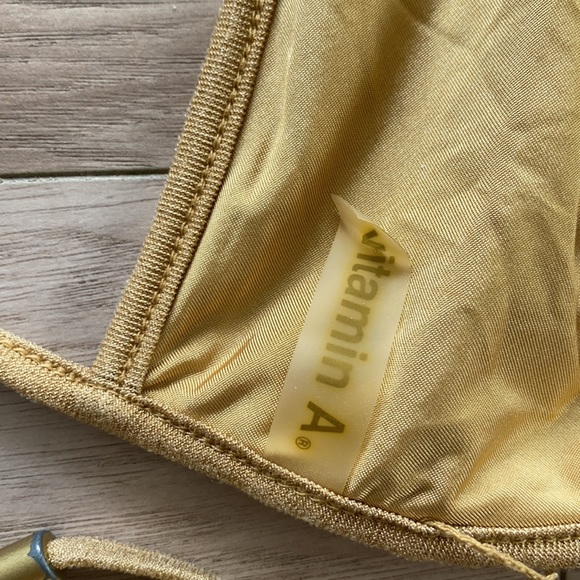 Vitamin A Gold Bikini Set Size Small - Picture 5 of 5